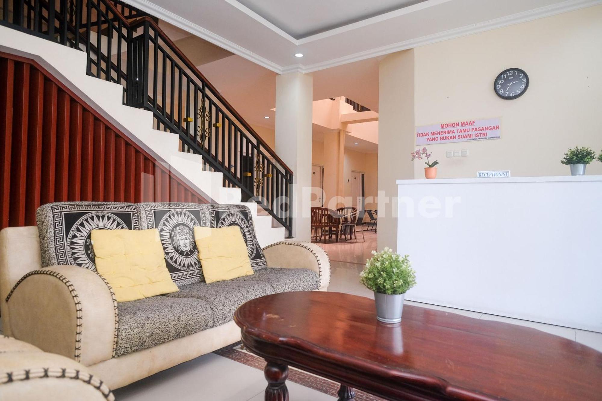 OYO 3930 Griya Loka Syariah Hotel Semarang Bagian luar foto