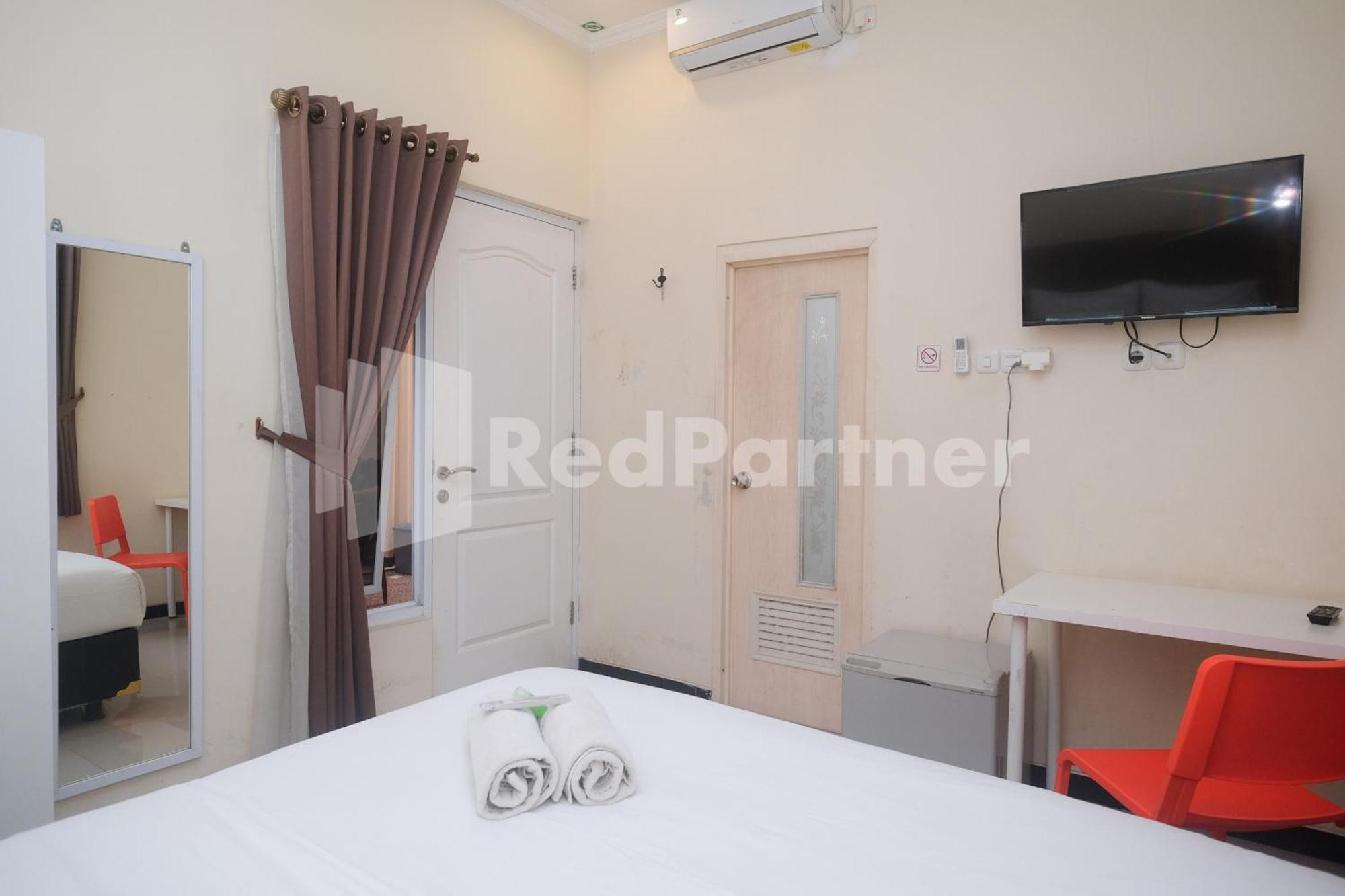 OYO 3930 Griya Loka Syariah Hotel Semarang Bagian luar foto